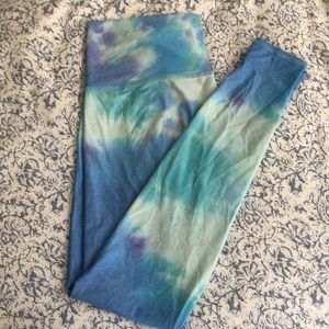 Teeki size medium leggings